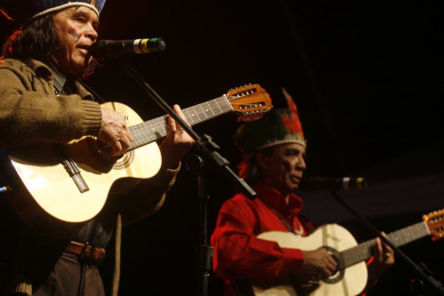 Galeria de Cacique e Pajé - Apresentatação da dupla Cacique e Pajé